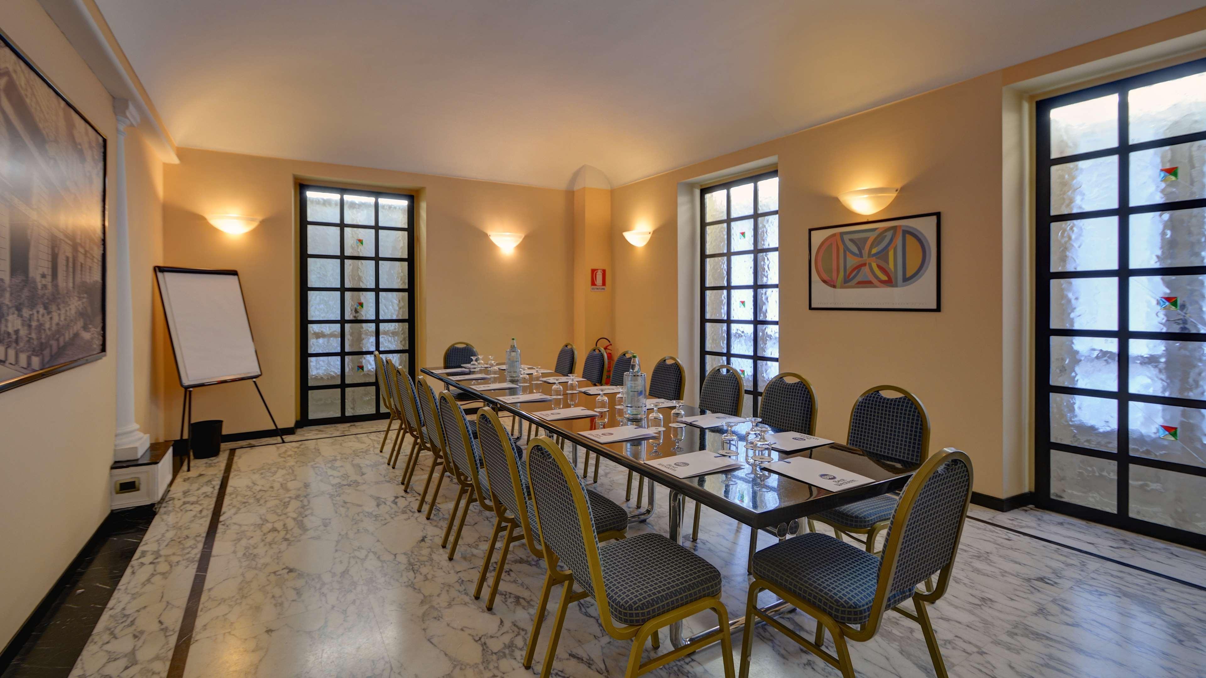 Hotel Western Genio 3*