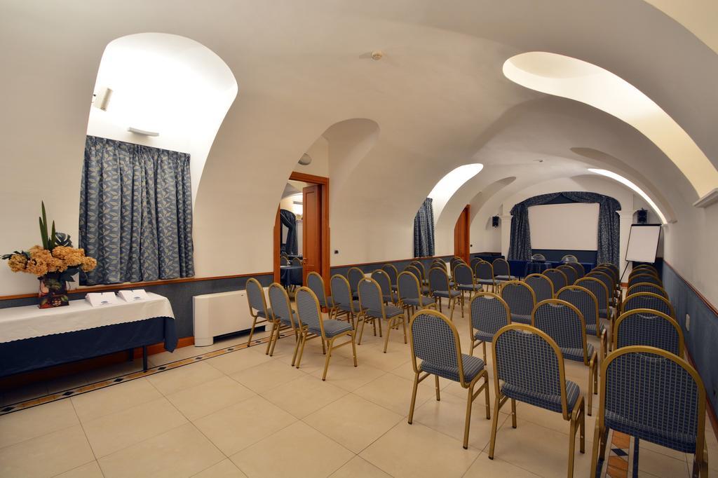 Hotel Western Genio 3*