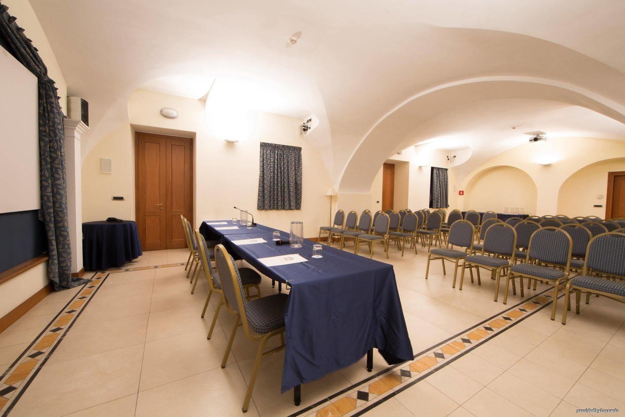 Western Genio Hotel