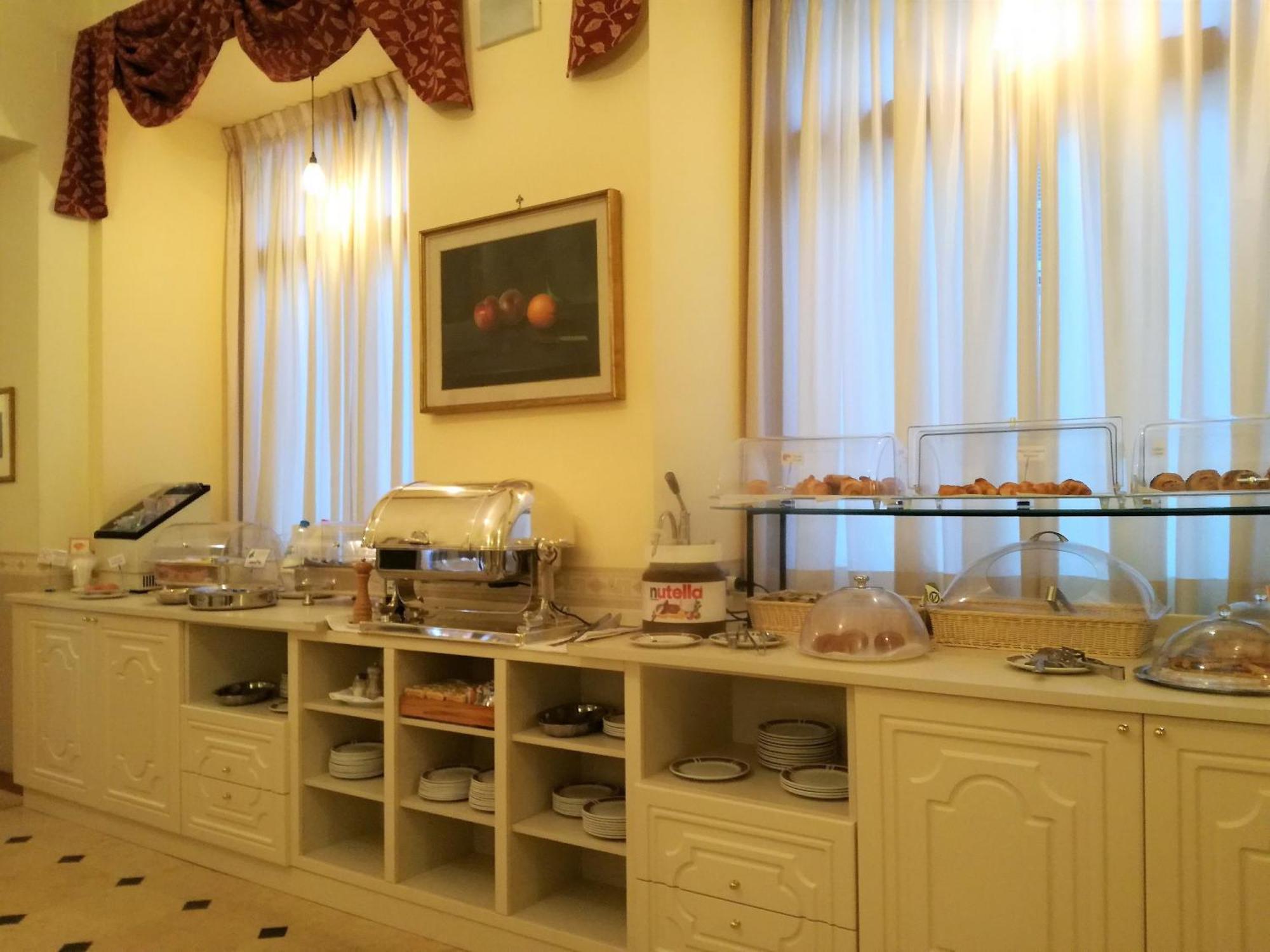 Hotel Western Genio 3*